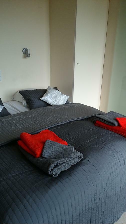 Ateljee Devlaux Bed & Breakfast Верне Екстериор снимка